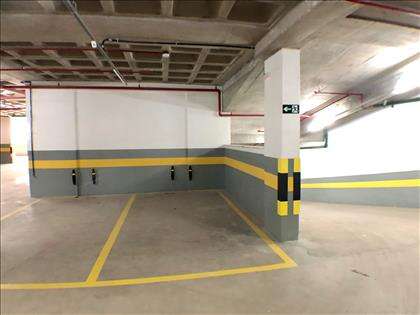 PRÉDIO VAGAS DE GARAGEM