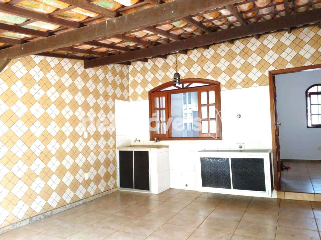 Área de Serviços