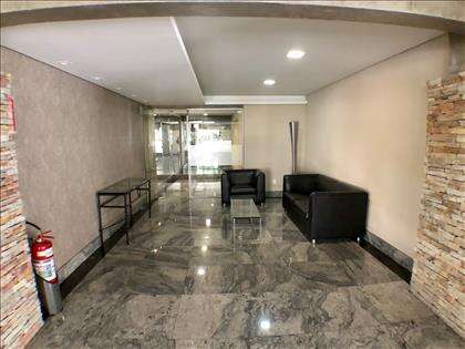 Prédio - Hall Decorado