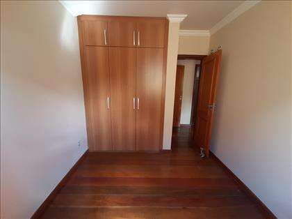  QUARTO 2 OUTRO ANGULO  