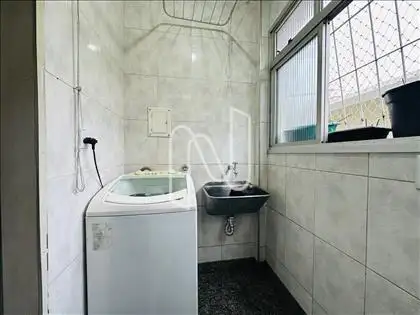 Área de Serviços
