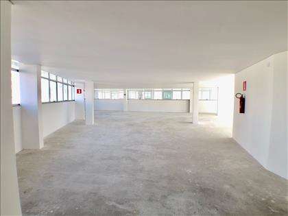 SALA AMPLA
