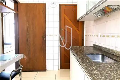 Cozinha outro ângulo 