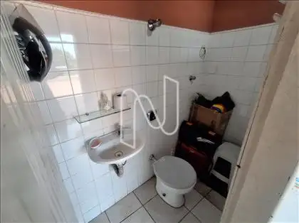Banheiro de serviços 
