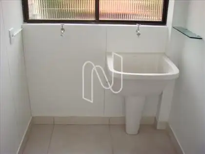 Área de Serviços