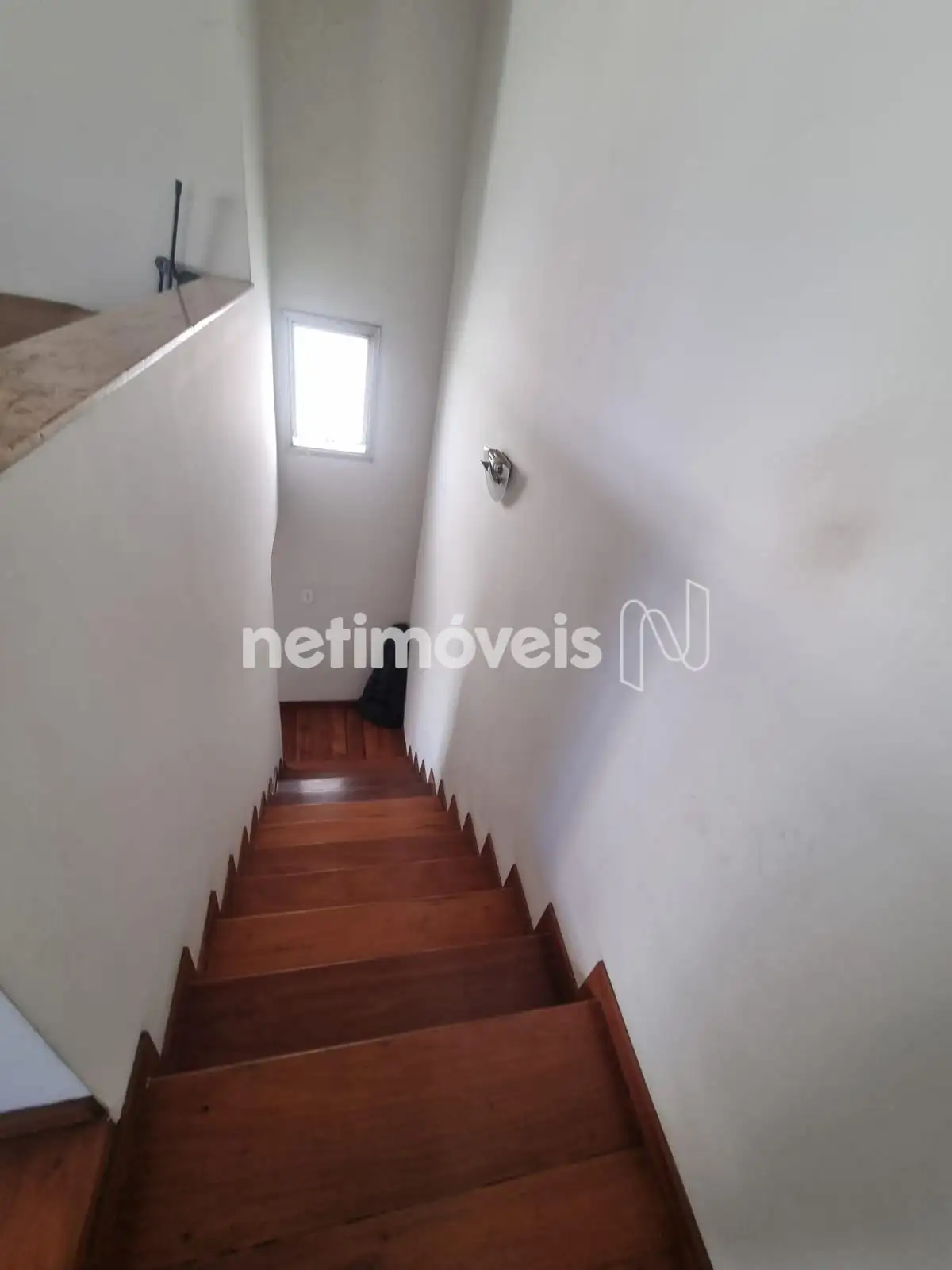 Escada de Acesso - 2º Nivel