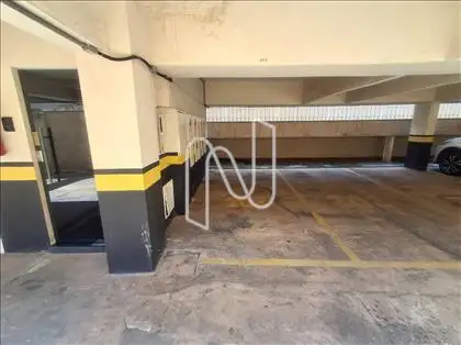  Vaga (Garagem)