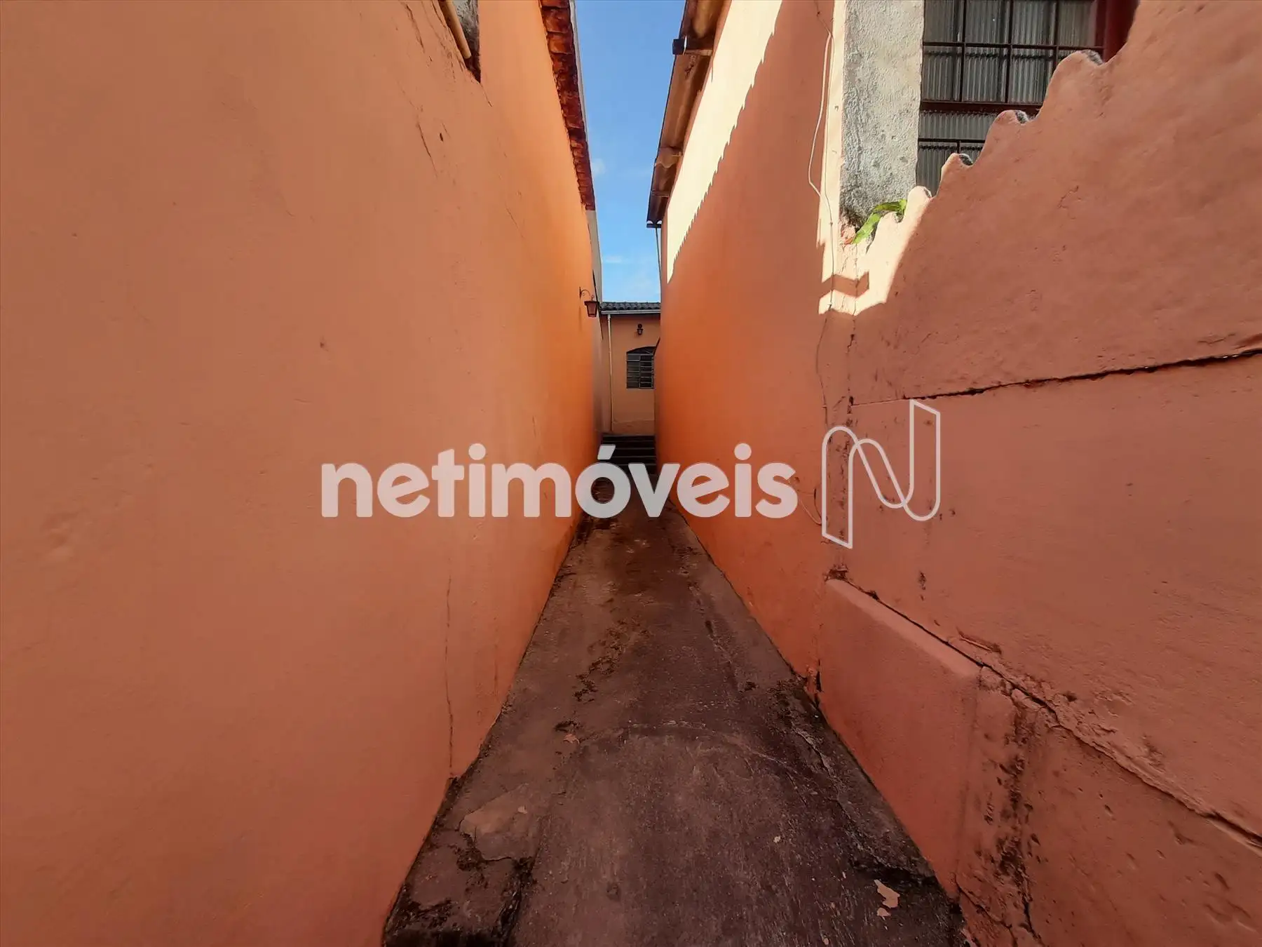 Corredor acesso  - Casa dos Fundos