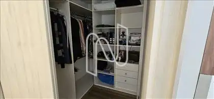 Closet Quarto 02 
