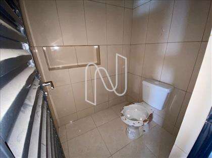 Primeiro banheiro do salão de festas