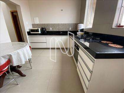  Cozinha (outro ângulo)