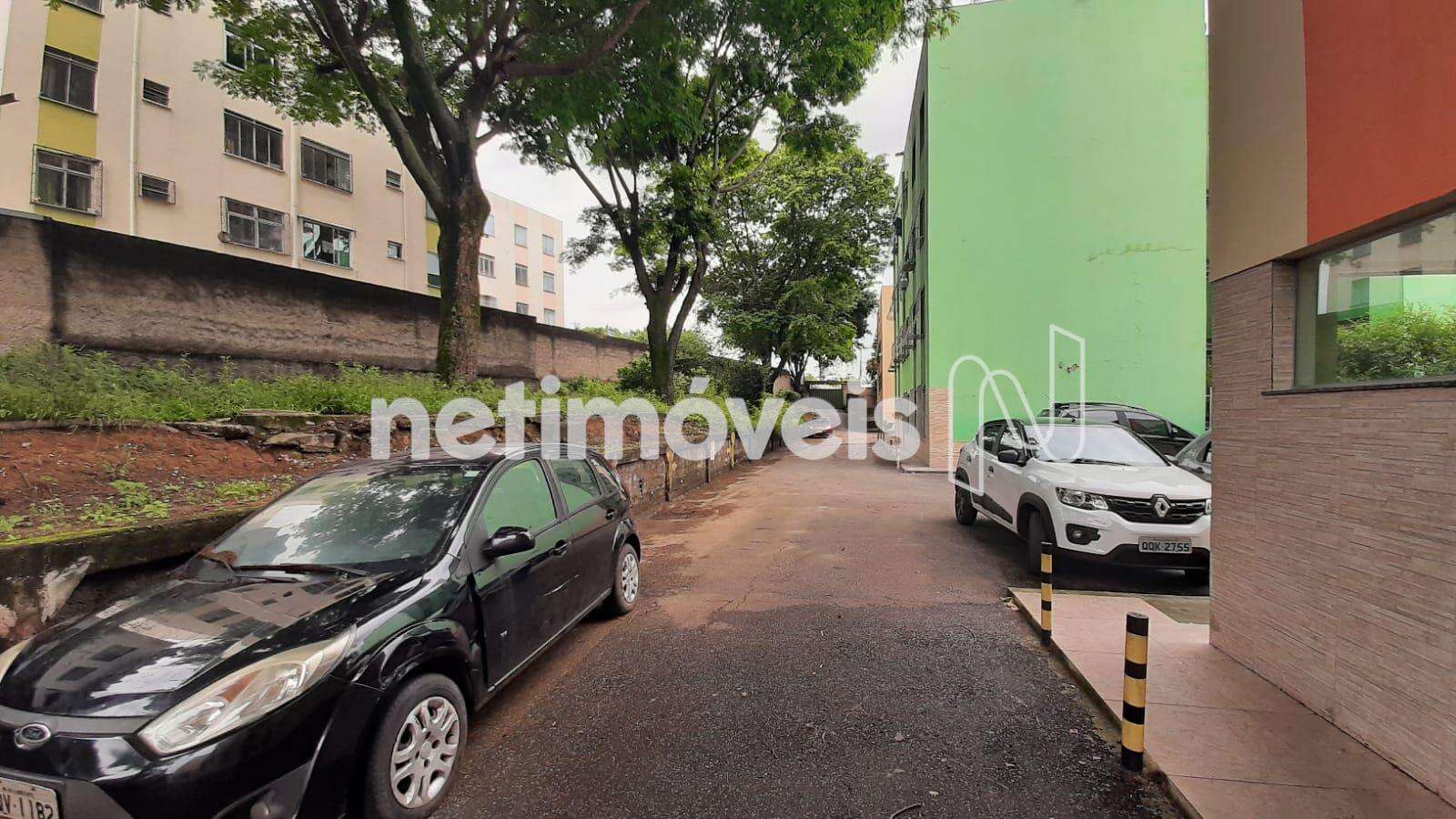 Estacionamento (Outro ângulo)