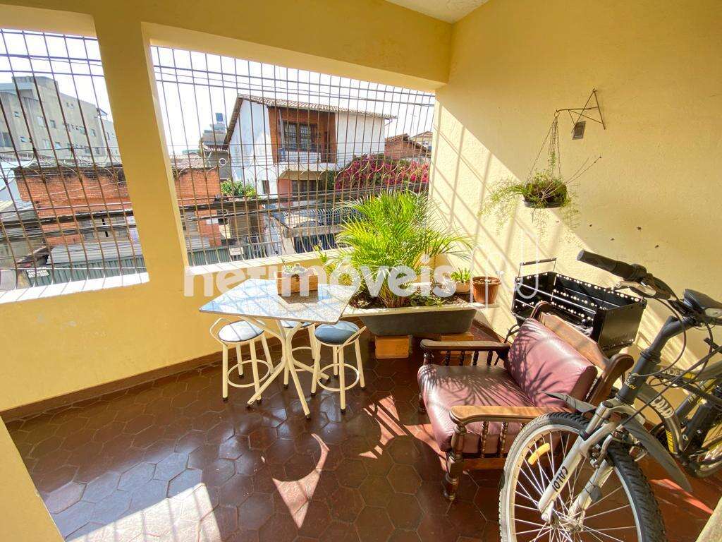 Casa 2º Nível - Entrada Outro ângulo