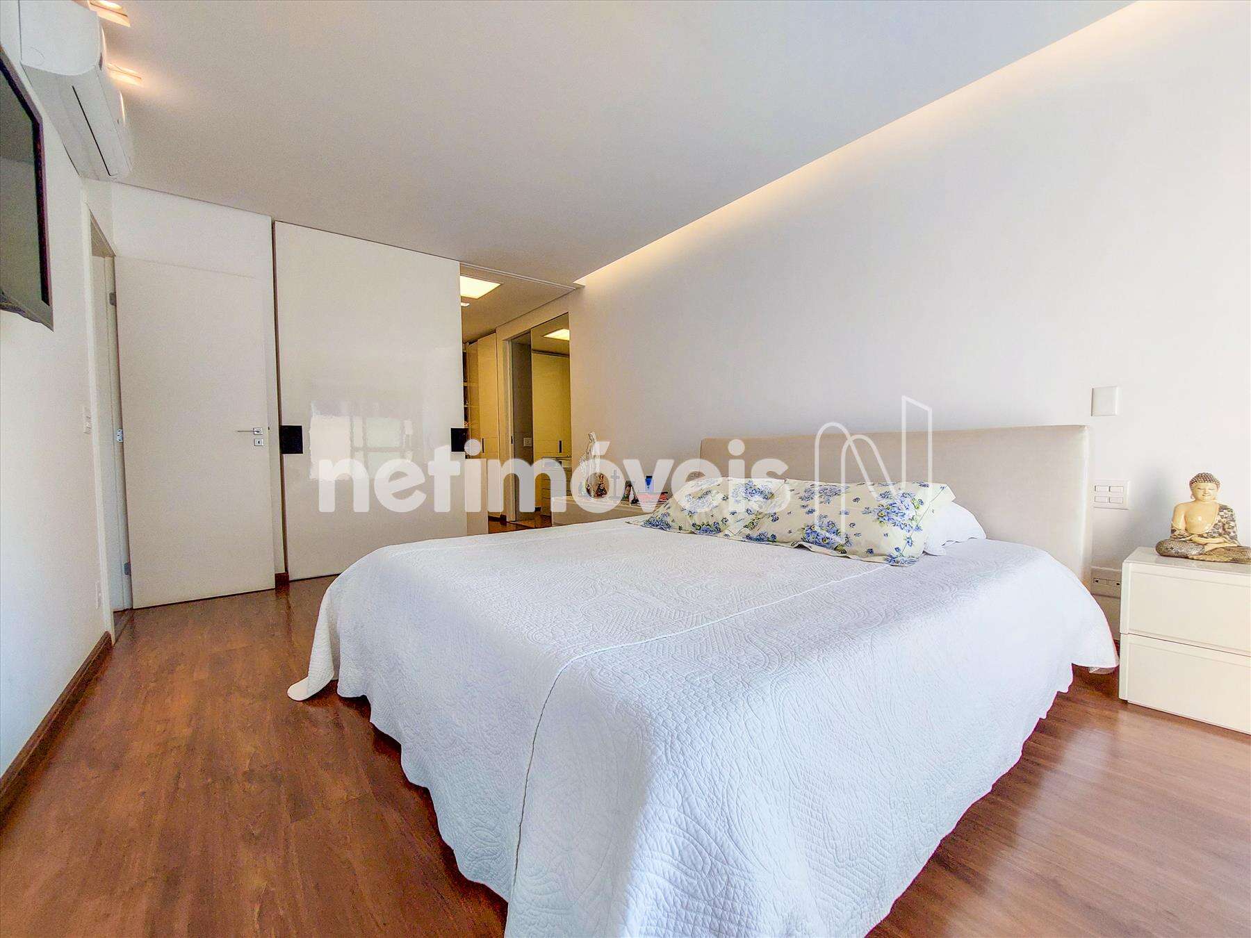 Suíte master com closet