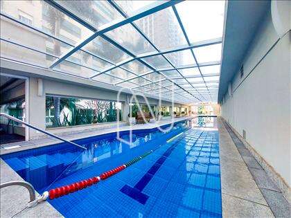 Piscina olímpica coberta  