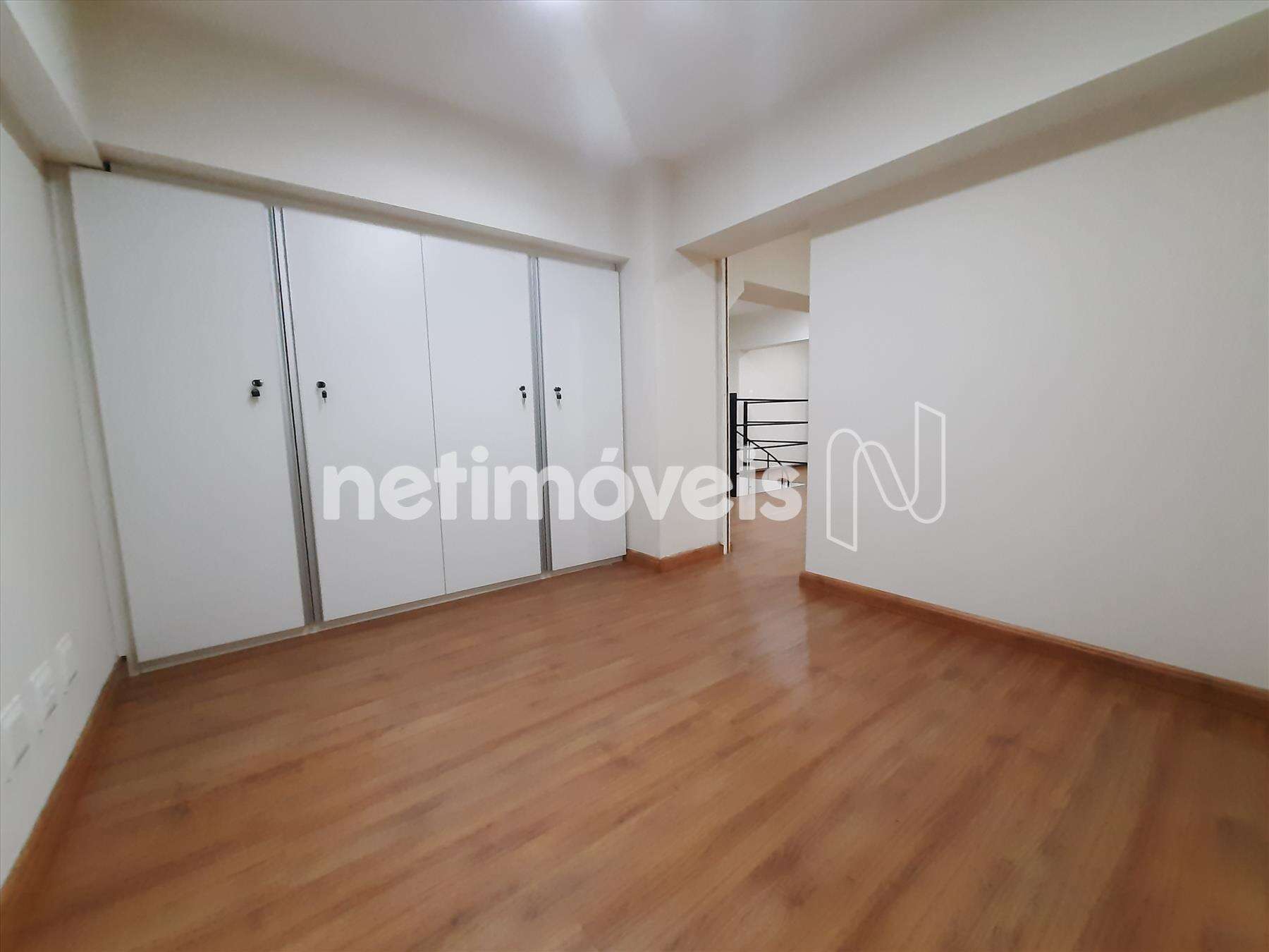 2º Nível / Mezanino - Sala 01