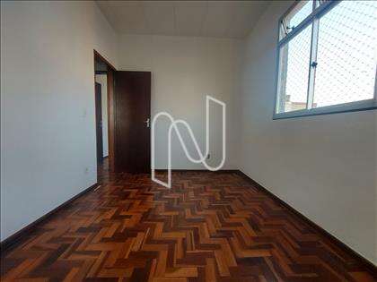 QUARTO 02 OUTRO ÂNGULO 
