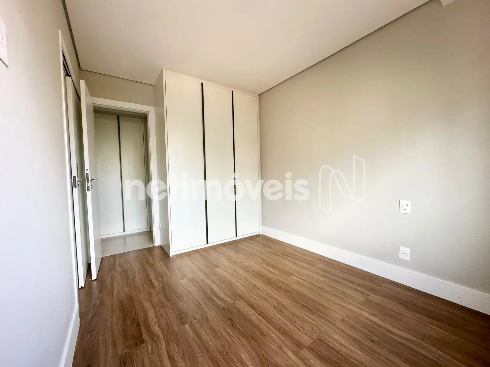 Quarto Semi-suíte