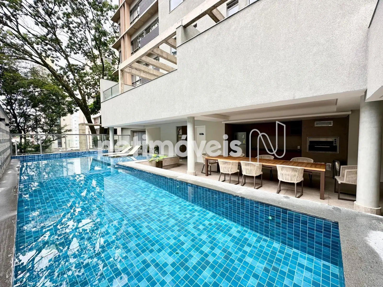 Prédio - Piscina