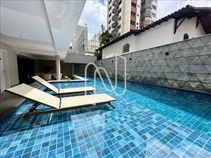 Prédio - Piscina