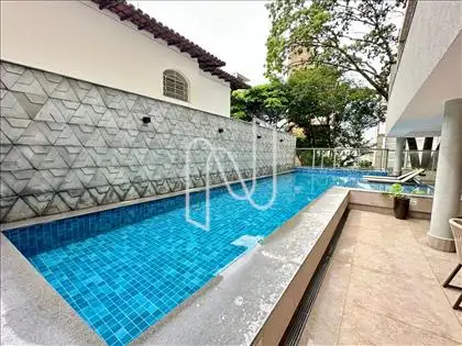 Prédio - Piscina