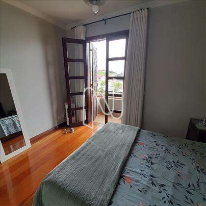 Quarto Casal c/ Varanda 