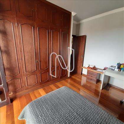 Quarto Solteiro 01 c/ Varanda