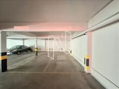 VAGA DE GARAGEM 