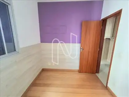 QUARTO 02 OUTRO ÂNGULO 