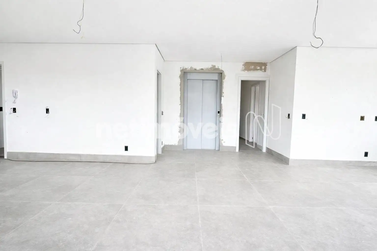 Salão para 02 ambientes