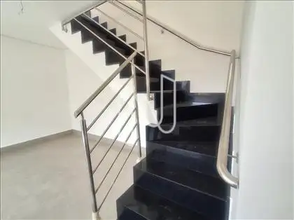 Acesso ao 02° pavimento  