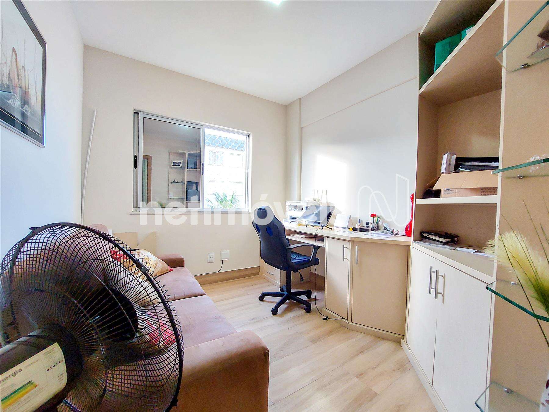 Quarto 03 com escrivainha