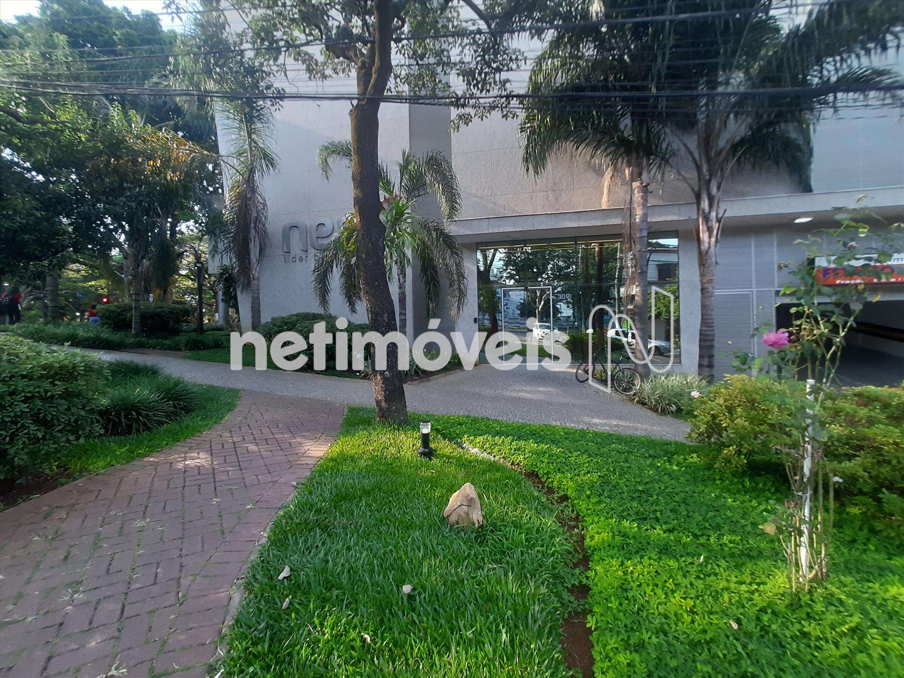 Fachada - Outro Ângulo