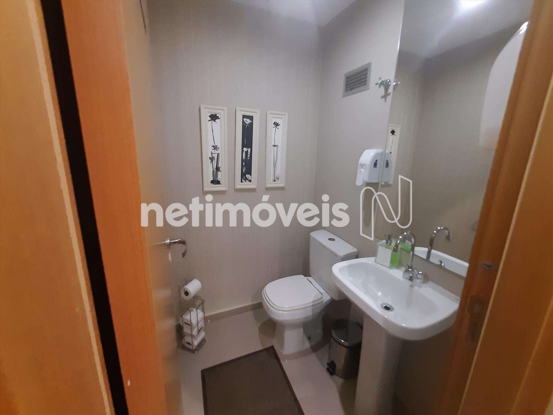 Toalete - Outro Ângulo