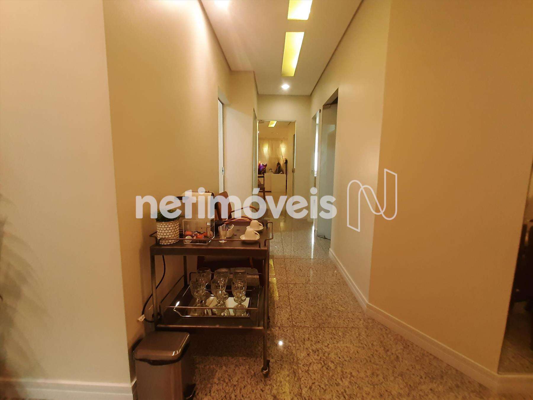 Corredor de acesso as salas