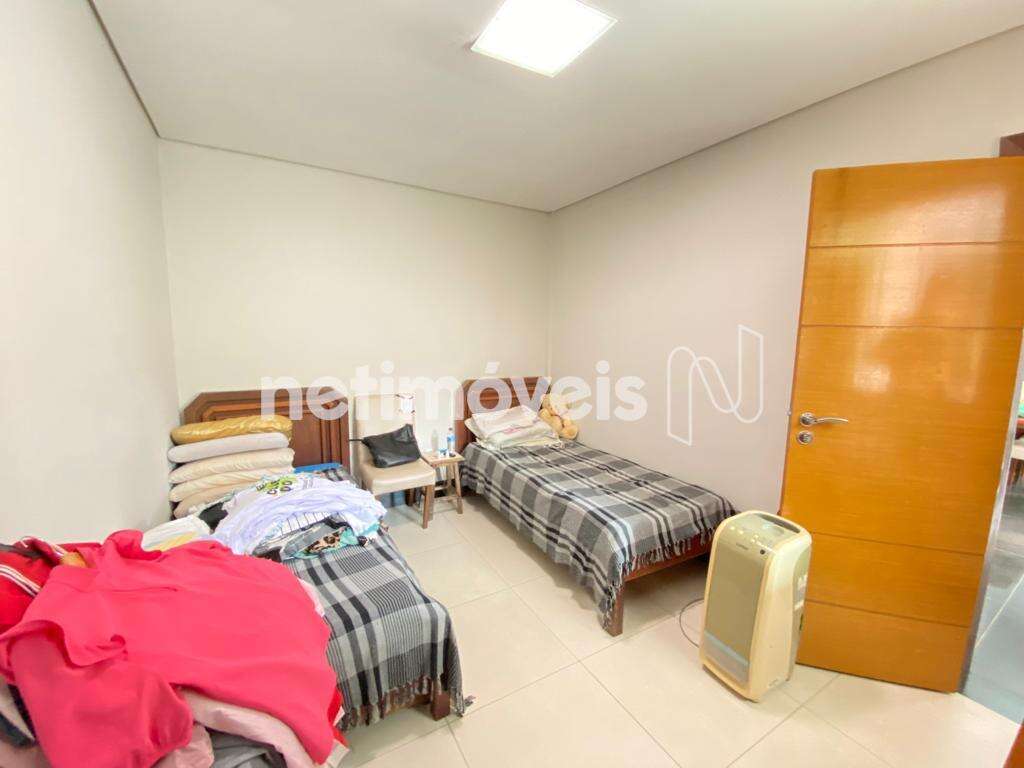 Quarto 04 (Suíte) 