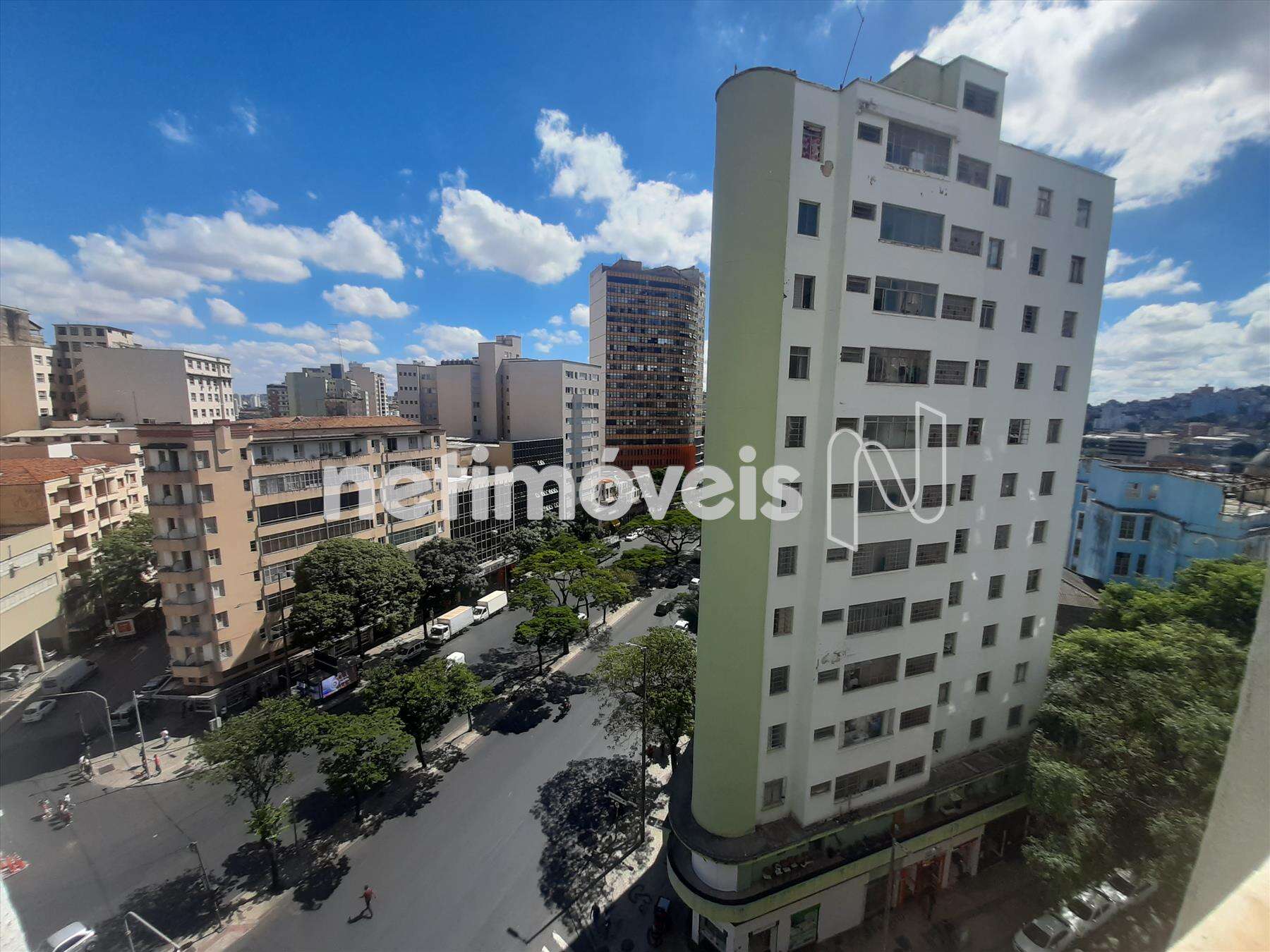 Vista para Av. Amazonas