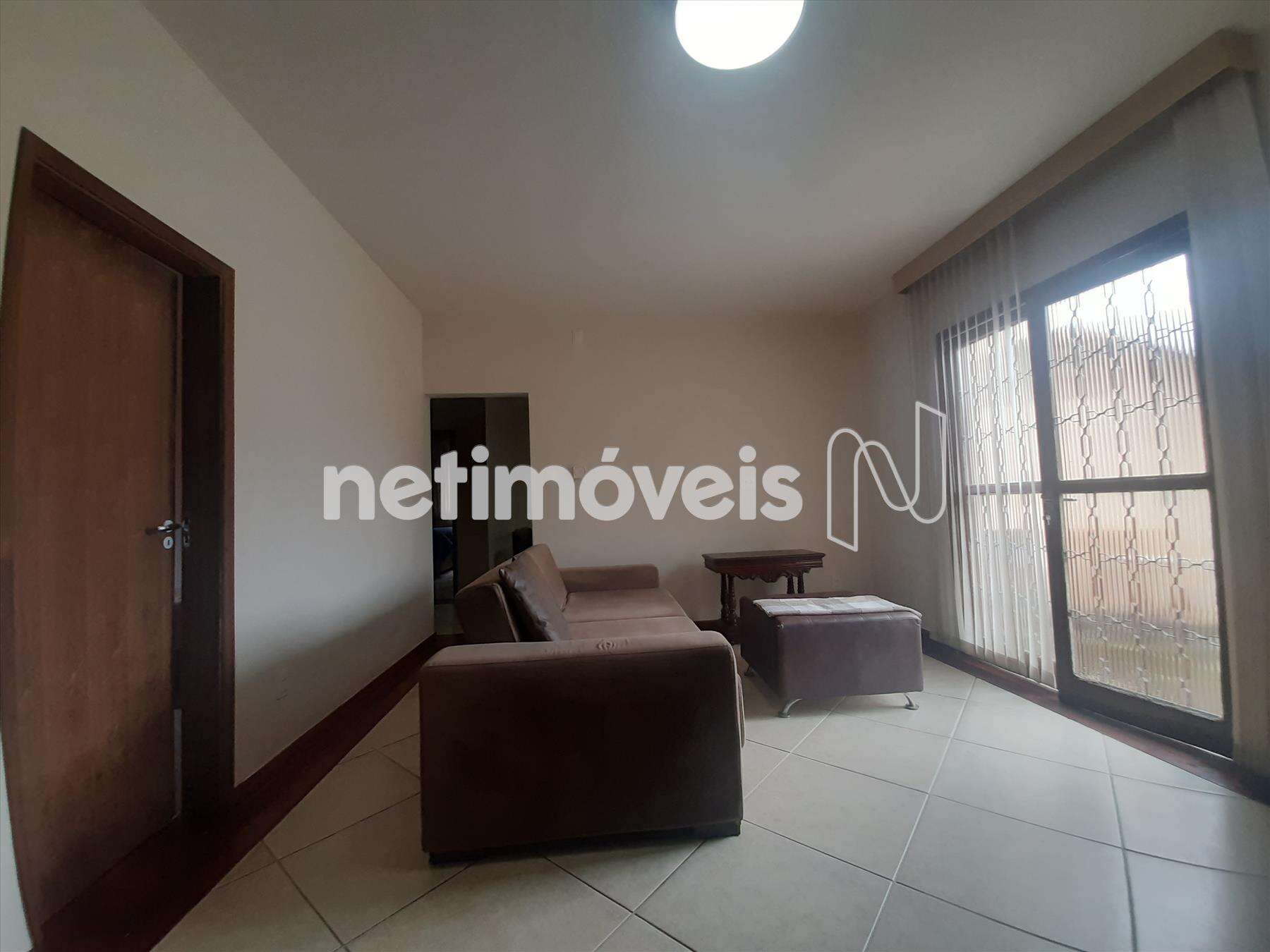 Salão em L - Outro Ângulo