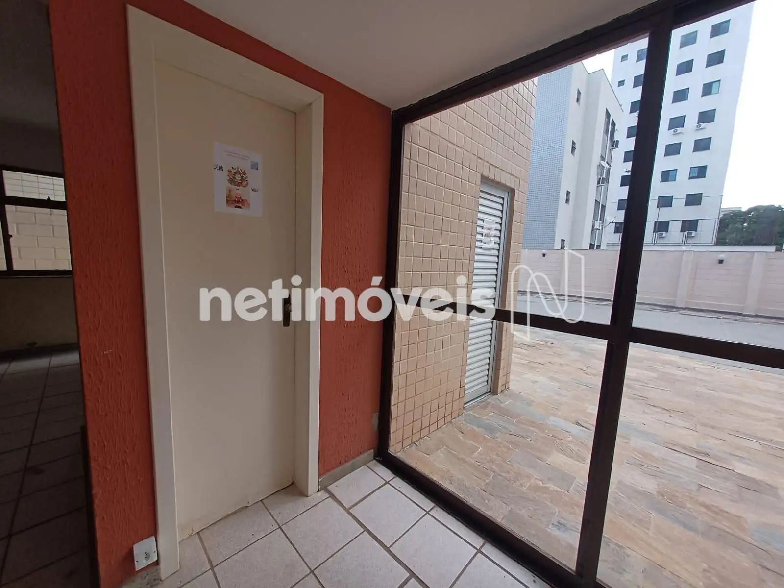 Banheiros Salão de Festas