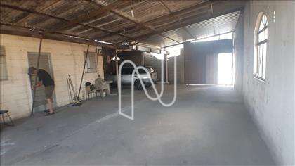 Galpão nível da rua