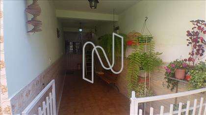 Entrada casa dos fundos