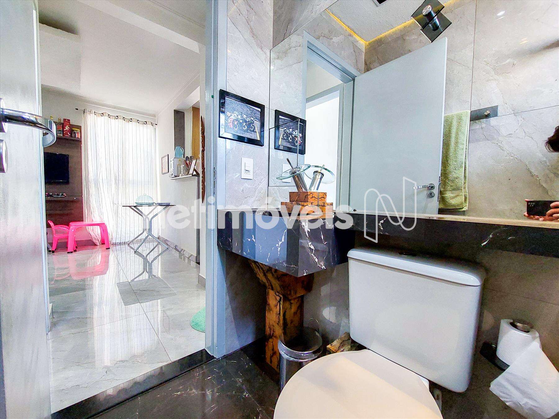 Banho social com box blindex