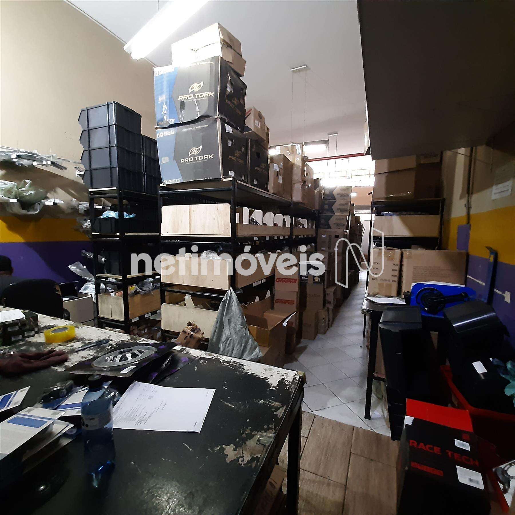 Loja de Auto Peças- Outro Ângulo