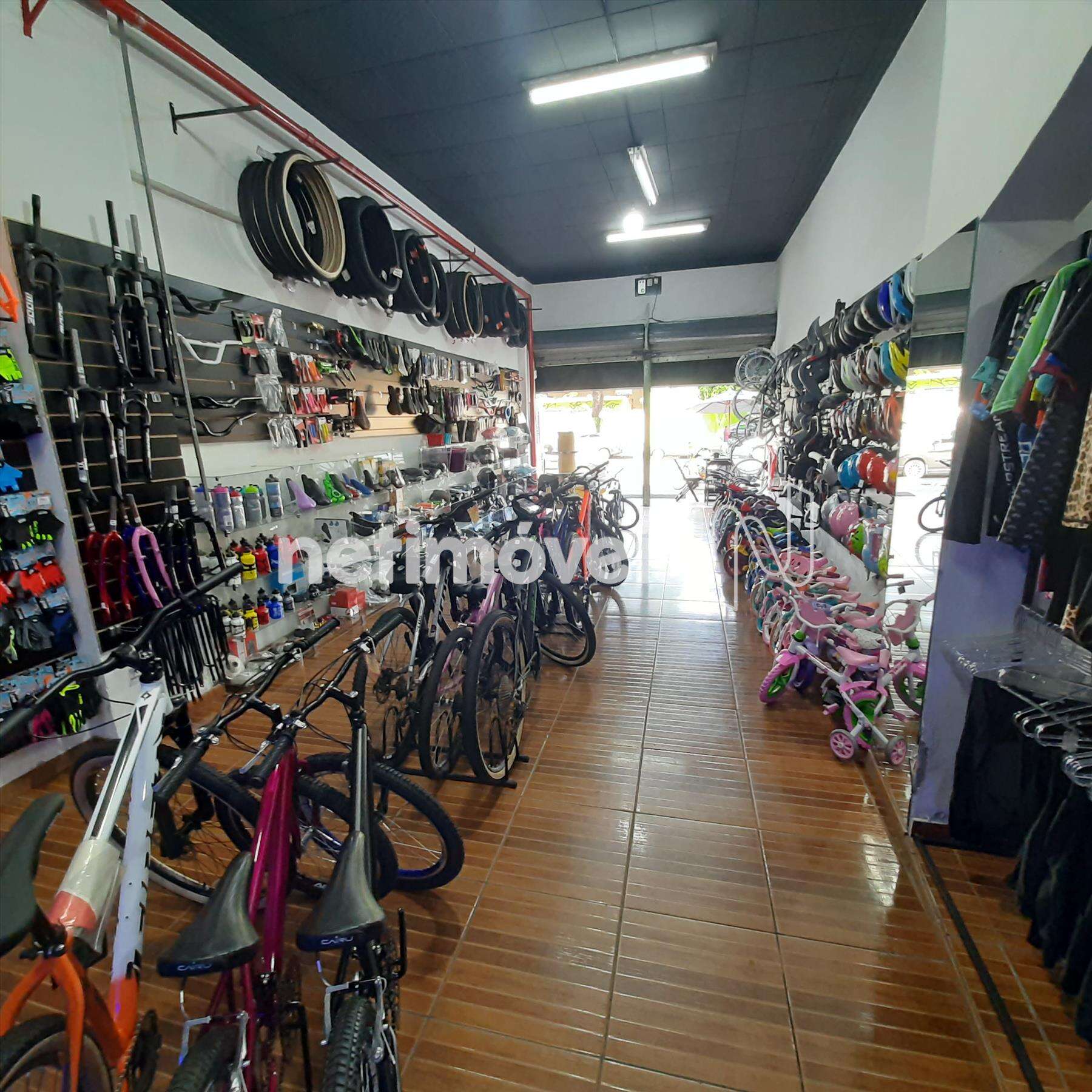 Loja de Bicicleta - Outro Ângulo