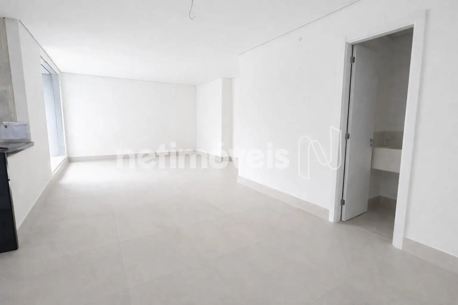 Salão para 02 ambientes