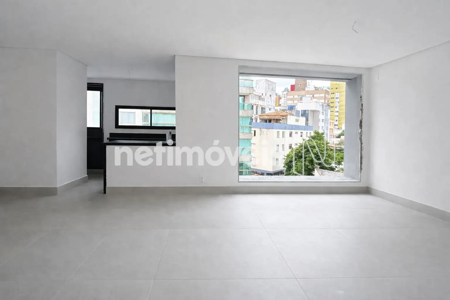 Salão para 02 ambientes