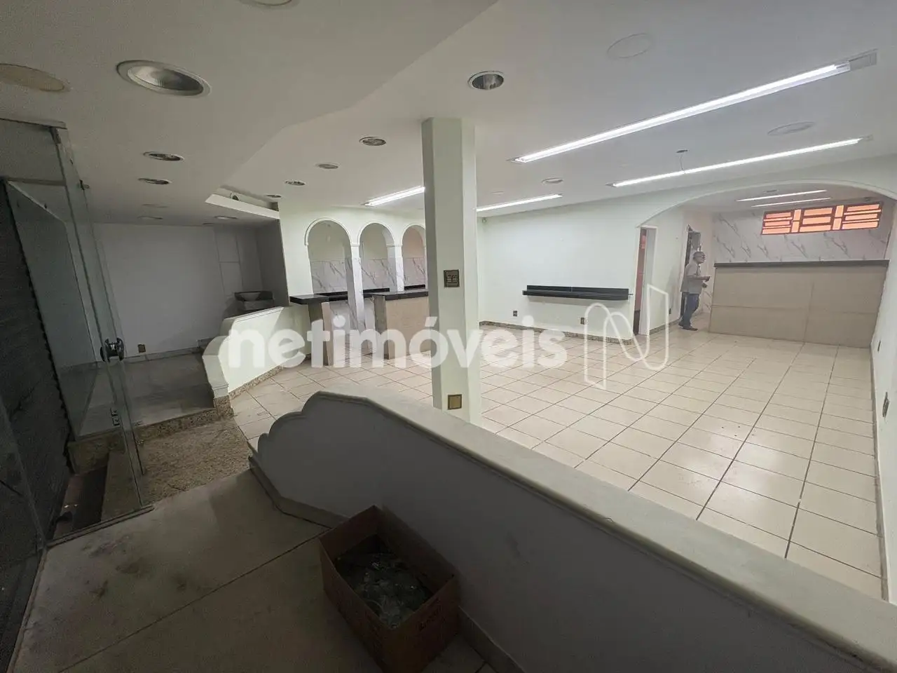 Loja para comprar com 196 m², 3 quartos, 2 banheiros, 3 vagas em Praça Hugo Werneck, Santa Efigênia, Belo Horizonte
