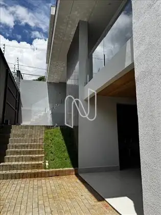 Saida garagem pra  casa