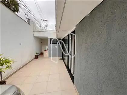 Área externa frente  casa de baixo