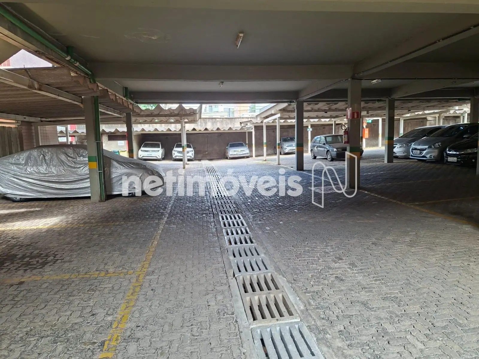 árrea circulação garagem